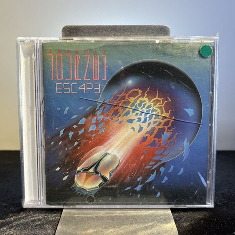 CD260537