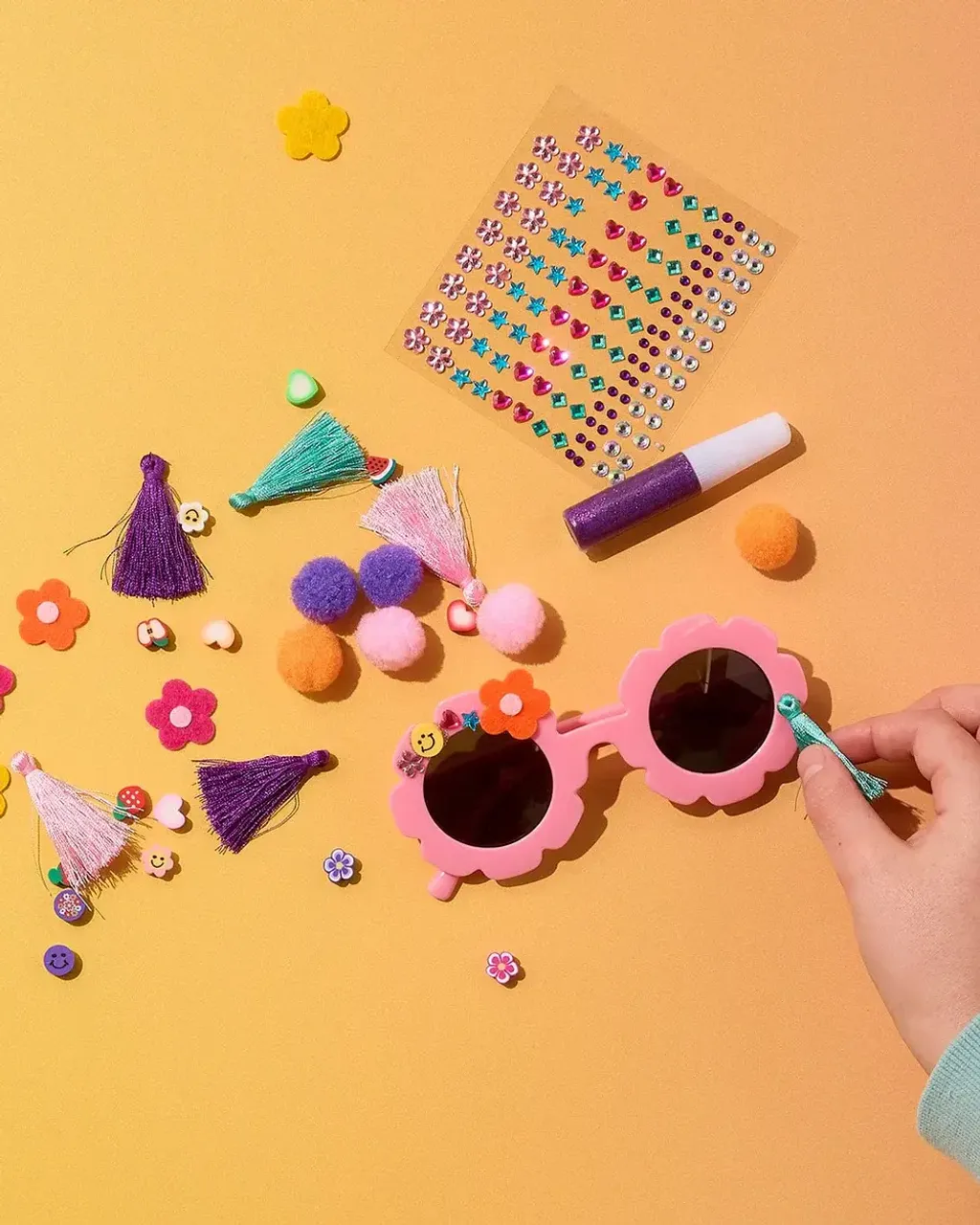 decorate-your-own-sunglasses-kids-5769600_1000x