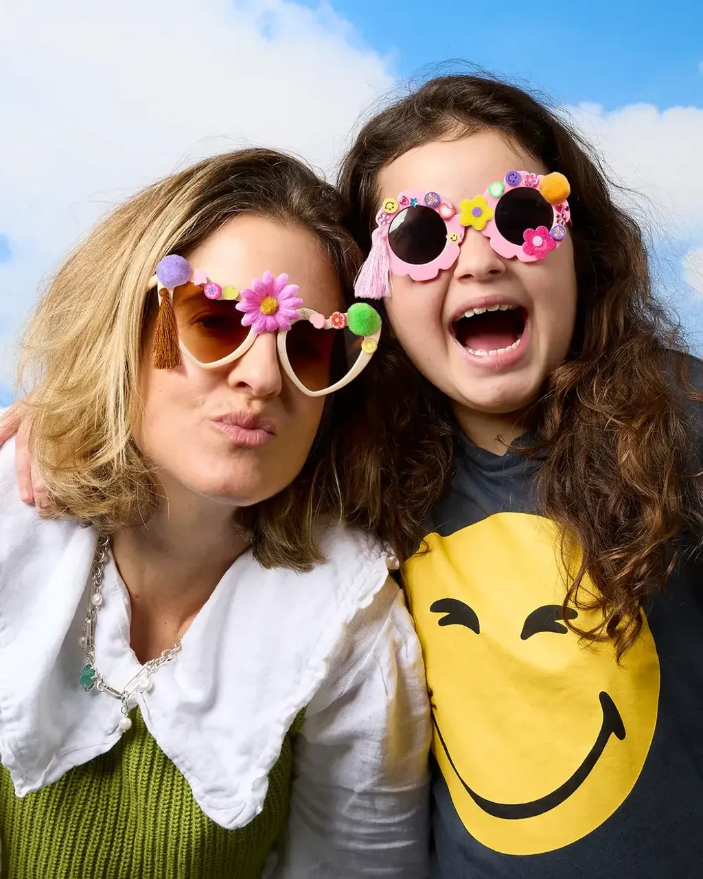 decorate-your-own-sunglasses-kids-7606515_1000x