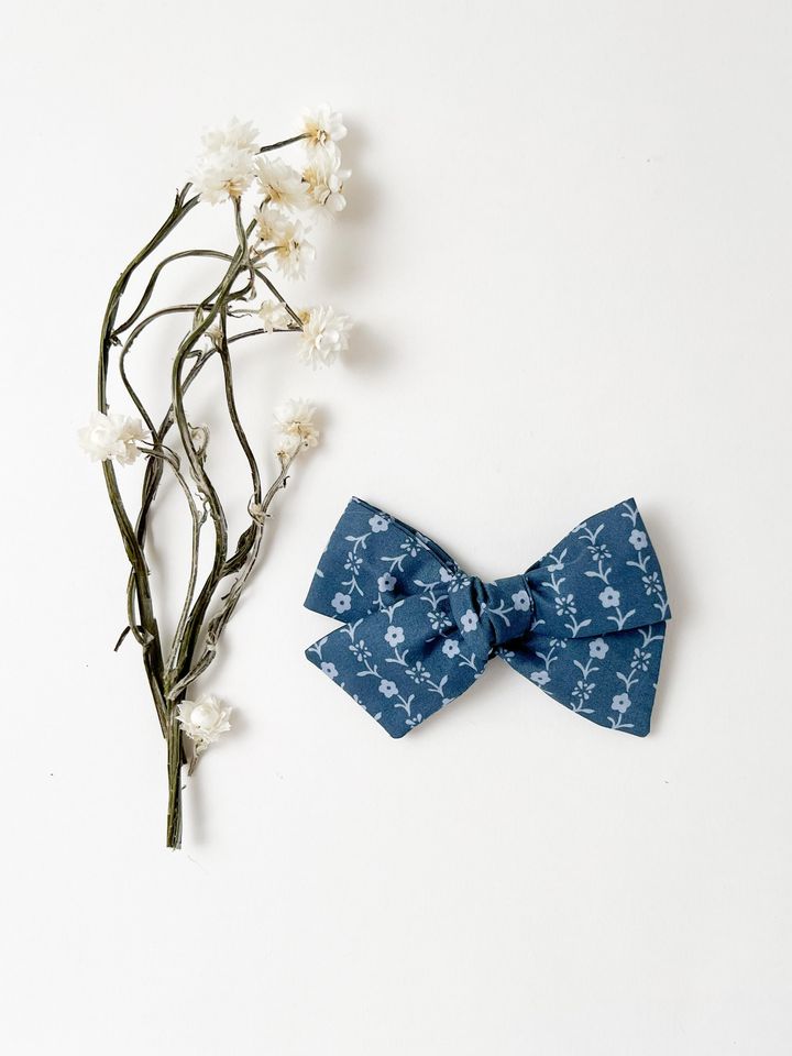 pinwheel bows AW2026-8