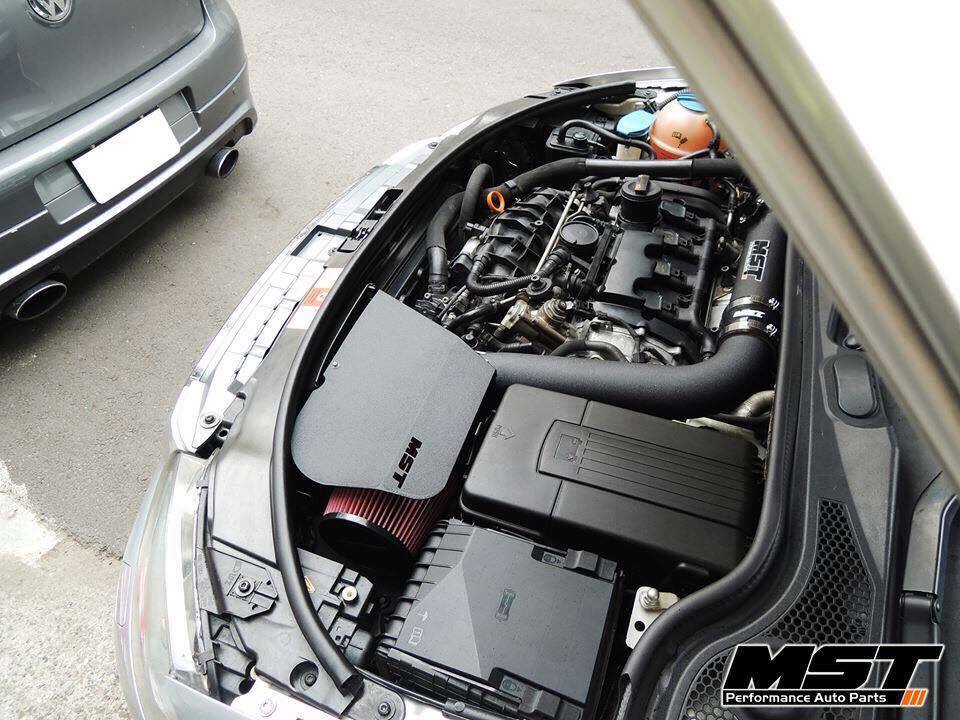 VW GOLF MK5 GTI  AND GOLF MK6 R 5