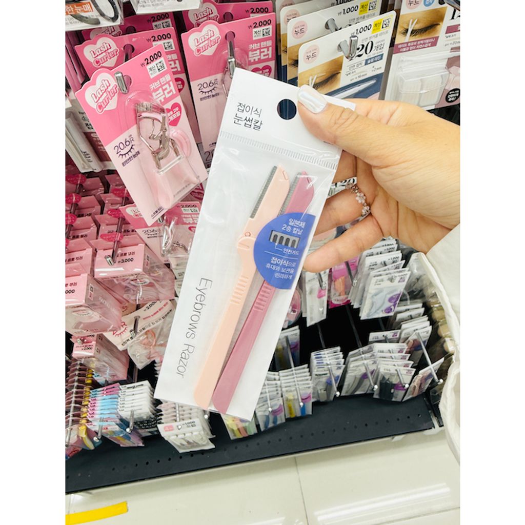 tw-11134207-820lg-moo0k4p081zg5d