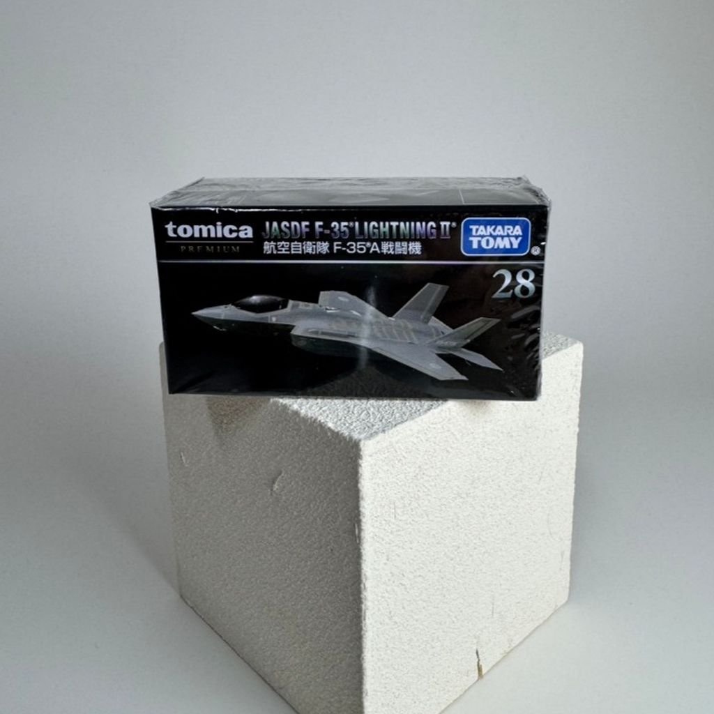 tw-11134207-81ztl-mk0szxjea683e0