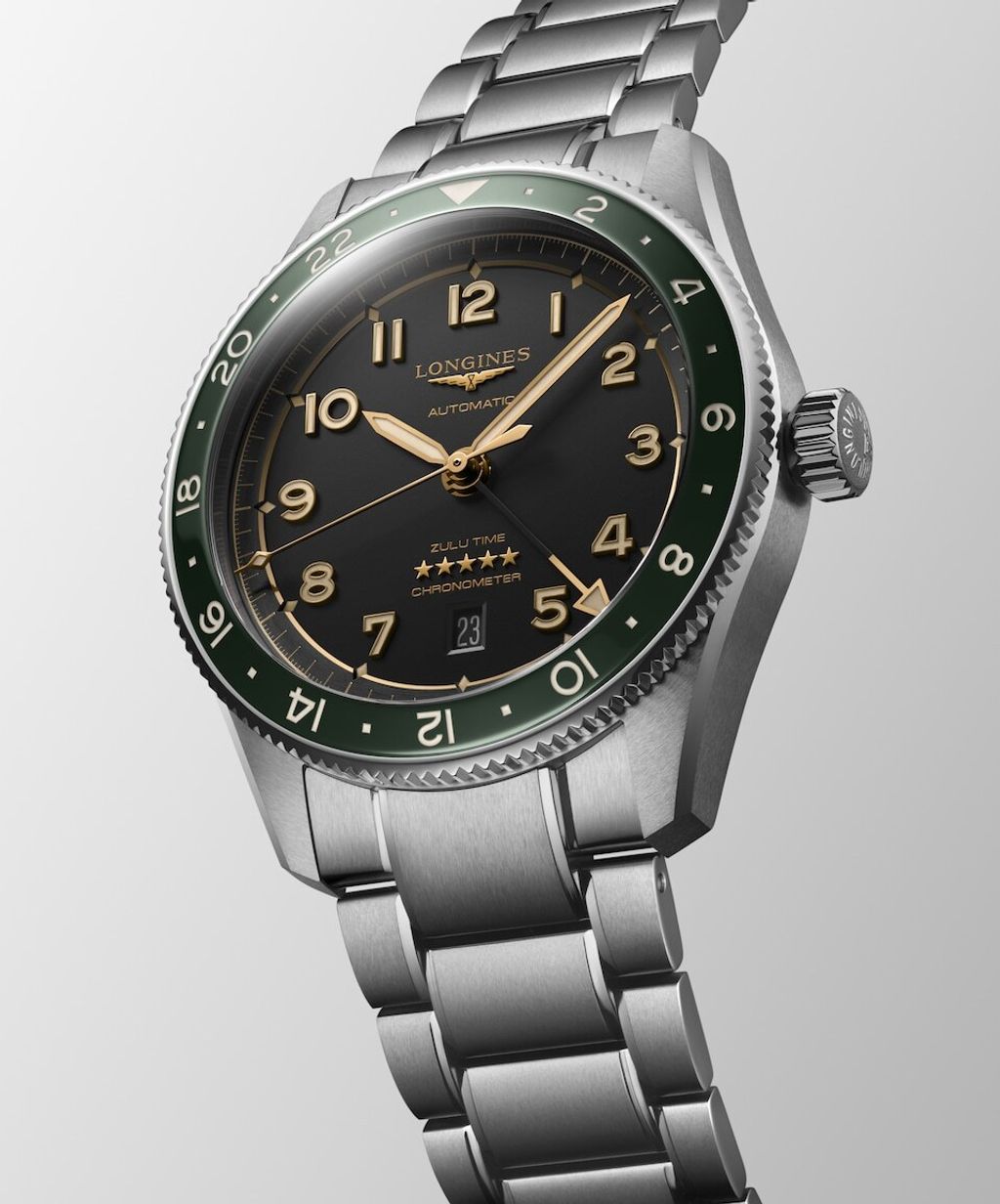 longines-spirit-zulu-time-l3-812-4-63-6-detailed-view-1662x2000-5-8d04e5