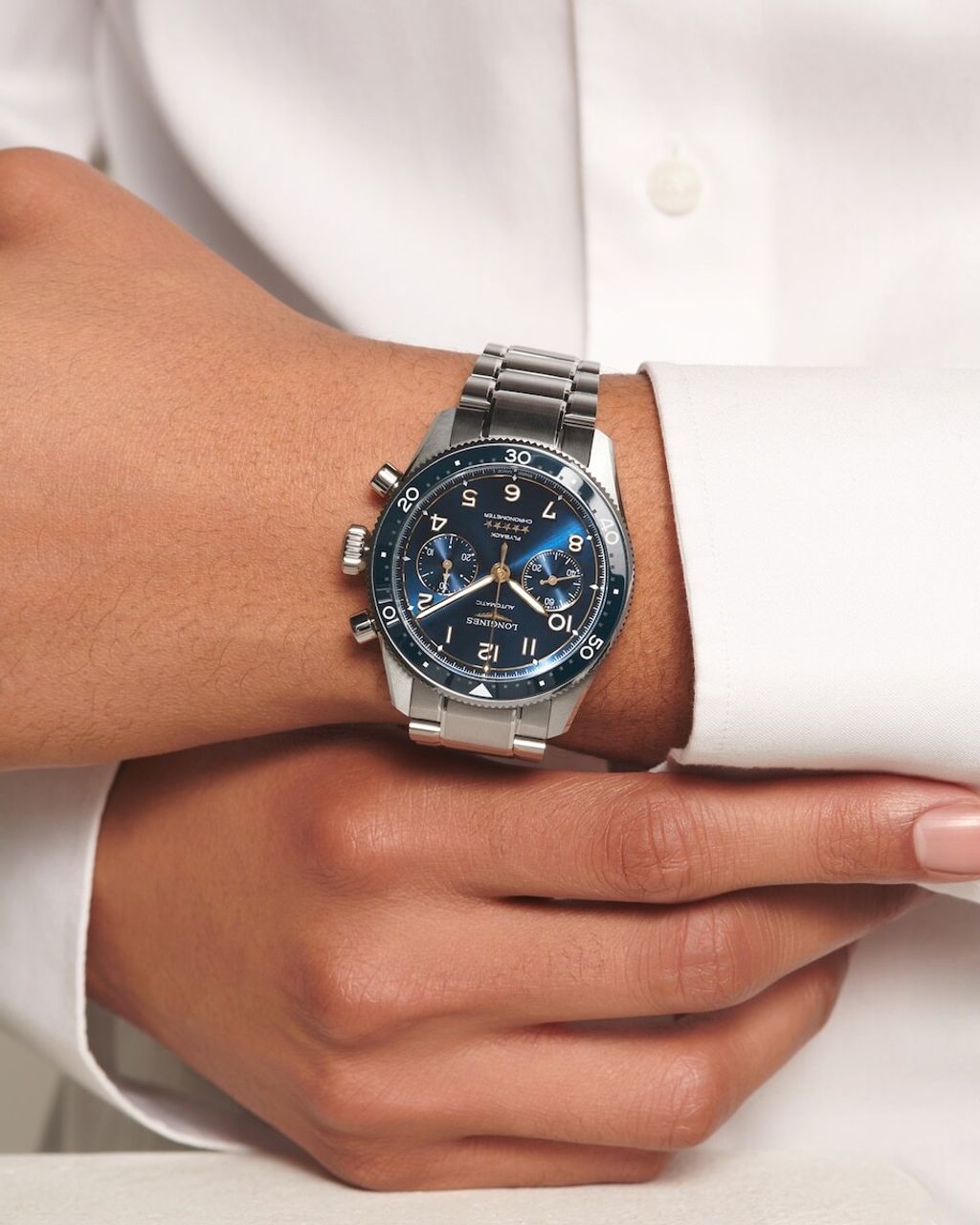 longines-spirit-flyback-l3-821-4-93-6-detailed-view-1600x2000-2-d66dec
