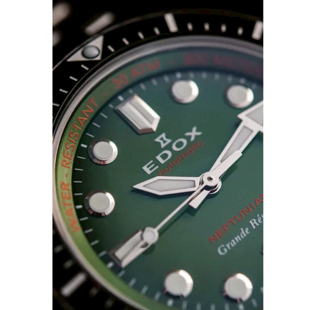 LINE_ALBUM_EDOX 伊度 Neptunian 海神 68H超動能300米潛水機械錶-綠42mm $73800_260618_3