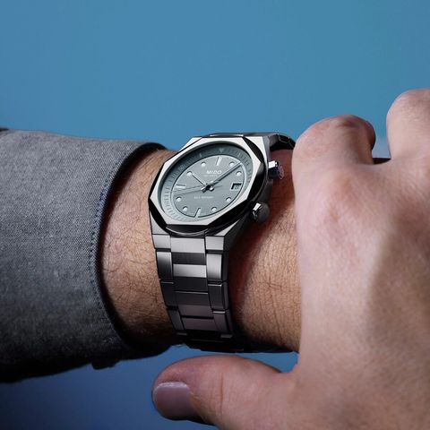 M047.507.11.081.00_6_wrist_1