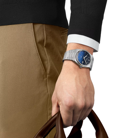 2796e364-48bf-4739-9c29-d5b65debc068_T137_407_11_051_01_WRIST