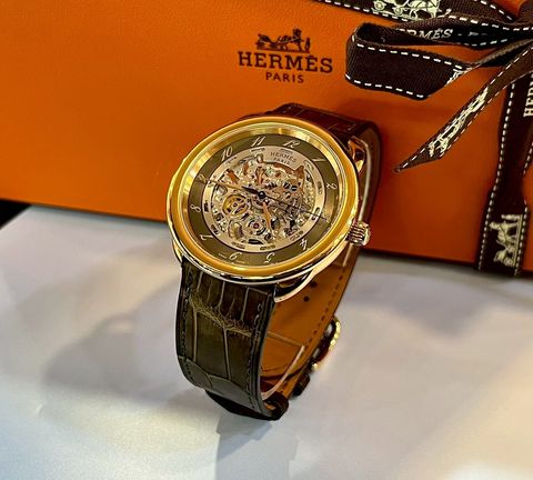 LINE_ALBUM_Hermès 愛馬仕 (038016WW00)_260704_4