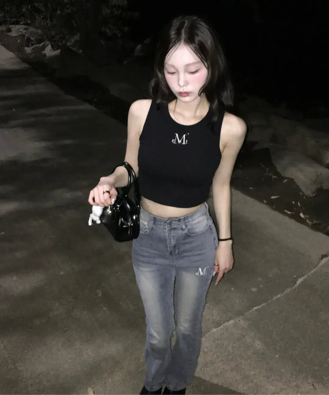 38ee5c3c735b47da96a2f43124770688.jpg