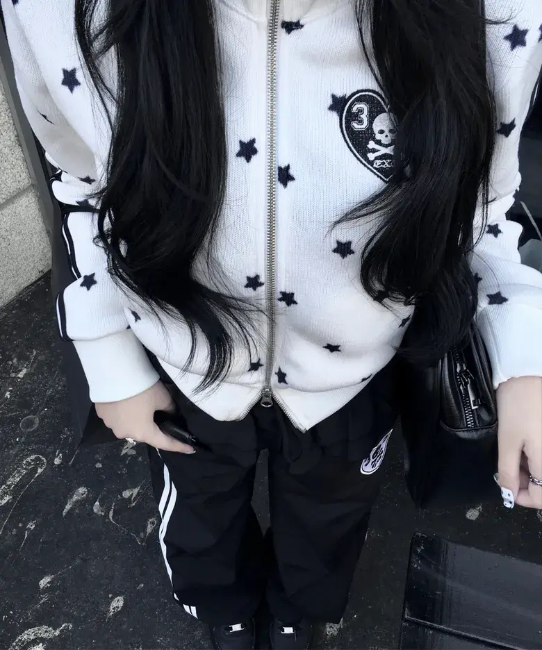 37c341d181e74d18b2813bb8daedbd46.jpg