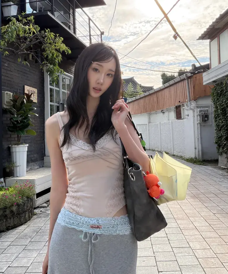 1a301a58db6149d2bfd8ad791862d7da.jpg