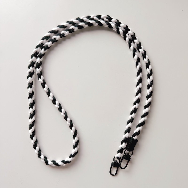tw-11134207-7r992-lyamoyp36zoe17