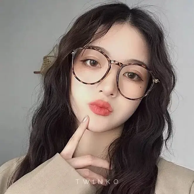 琥珀色