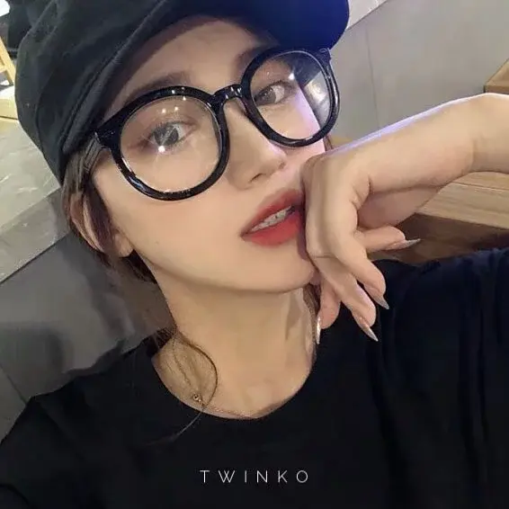 800x (2)