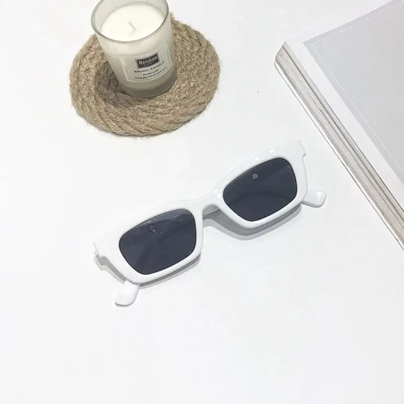 白框