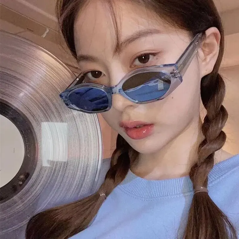 800x (4)