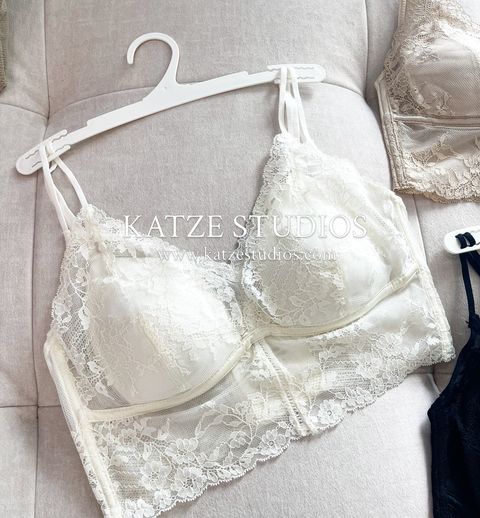 95AB243F-EDC5-4B3A-89B0-92B8A47580C4