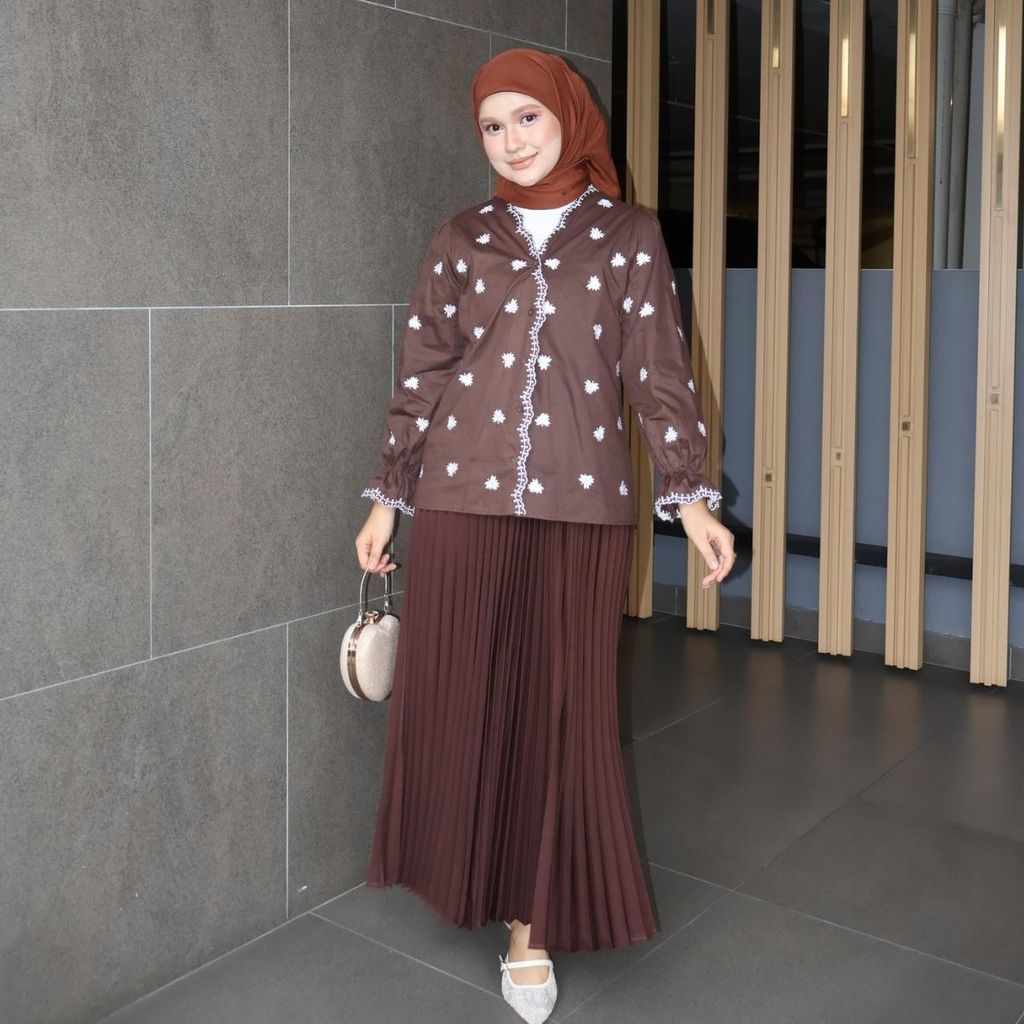 26f712f916f140bd987388bcd5ec68b4~tplv-aphluv4xwc-origin-jpeg