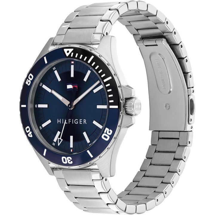 tommy-hilfiger-1792012_229514_296537