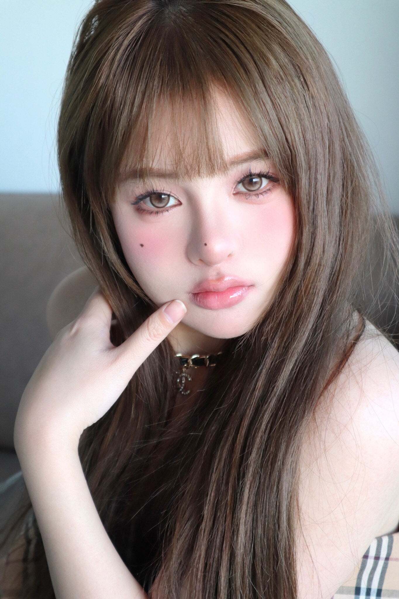 kazzue-color-contacts-moonveil-timeless-brown-3
