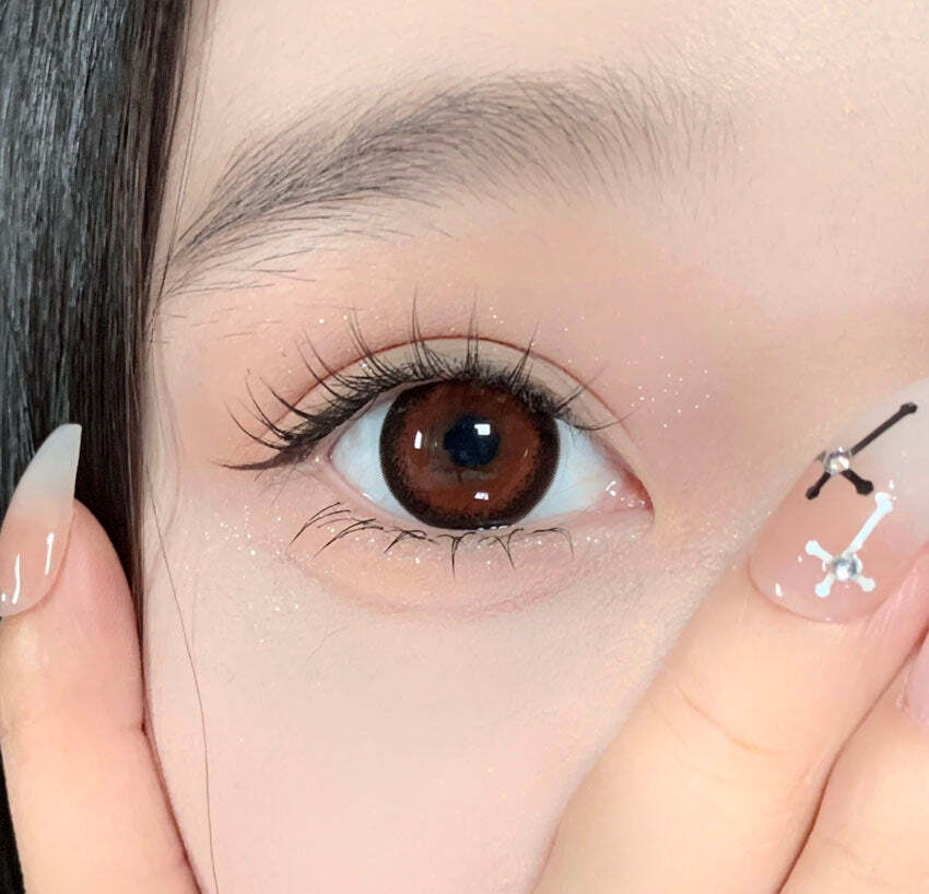 kazzue-color-contacts-midnight-copper-2