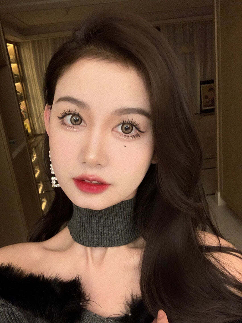 kazzue-color-contacts-toric-perfect-brown-3