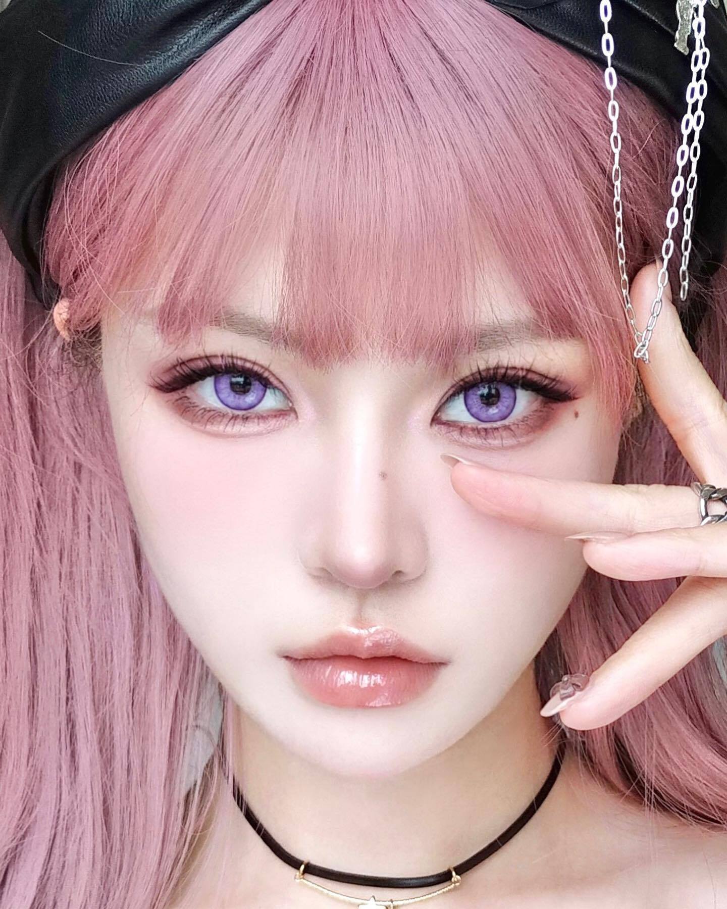kazzue-color-contacts-festival-violet-3