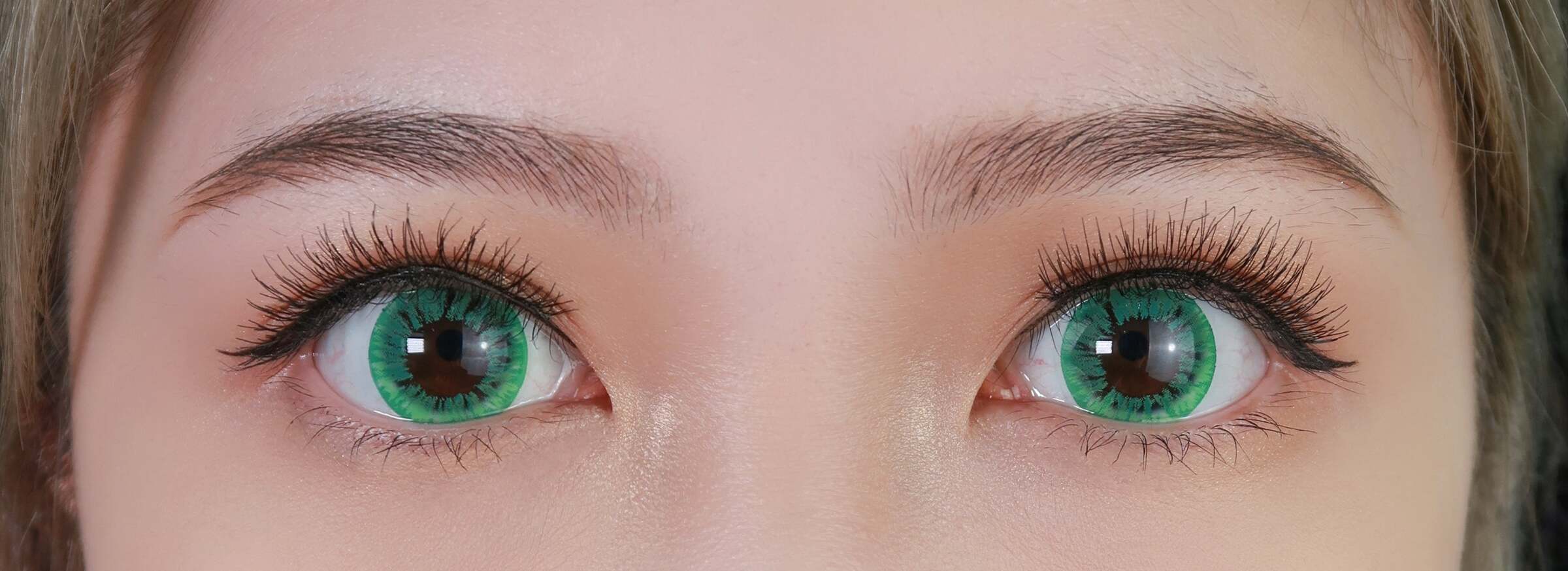 kazzue-color-contacts-starryeye-green-4