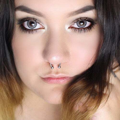 kazzue-color-contacts-fay-gray-3