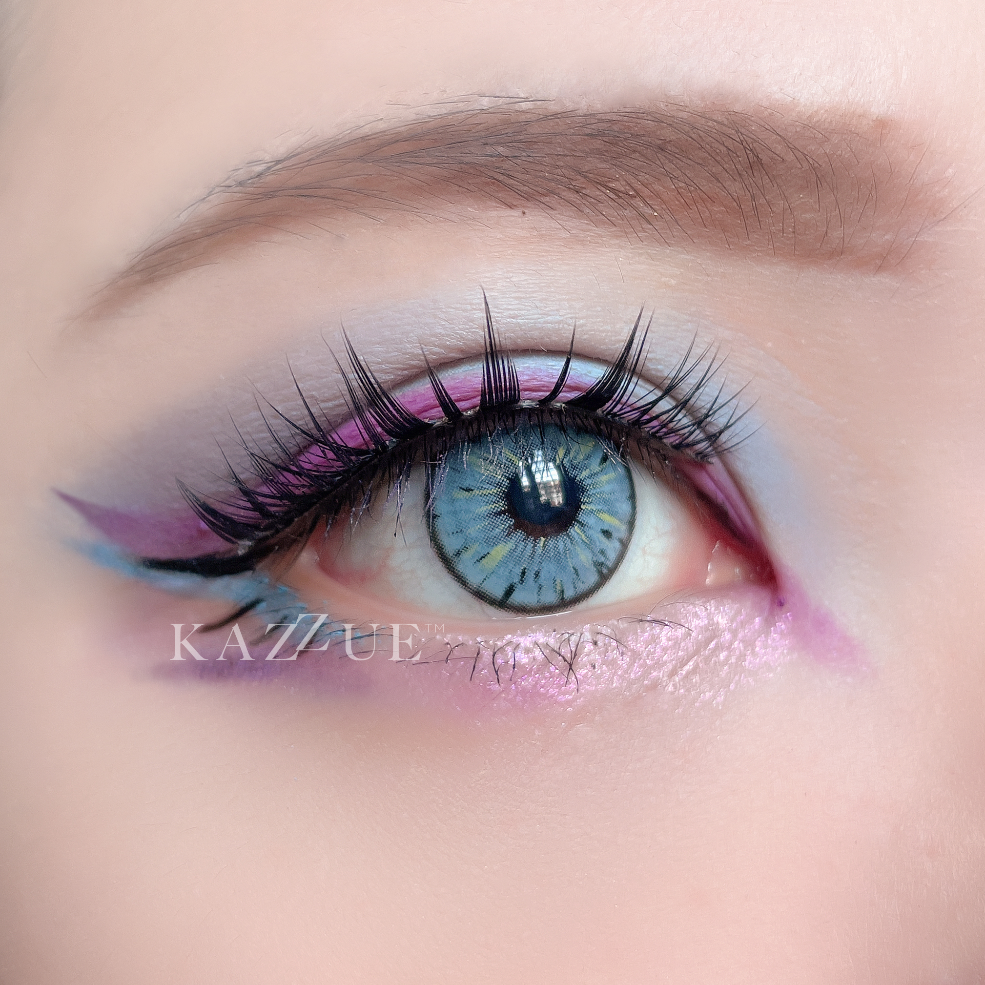 kazzue-color-contacts-legacy-blue-2