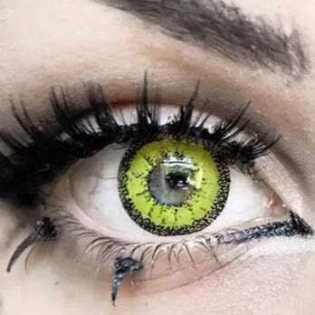 kazzue-color-contacts-vivid-brilliant-yellow-2