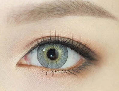 kazzue-color-contacts-alluring-gray-2