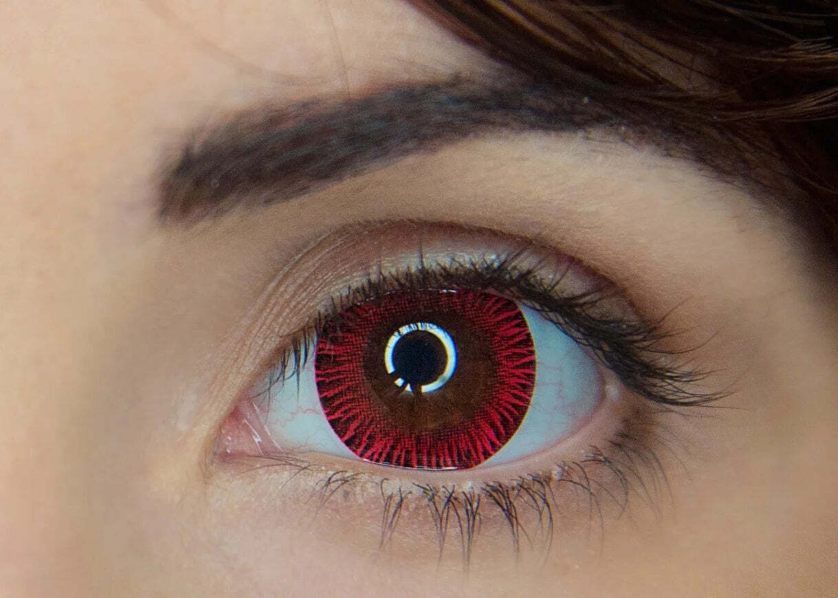 real_fairy_red_close_up_eyes