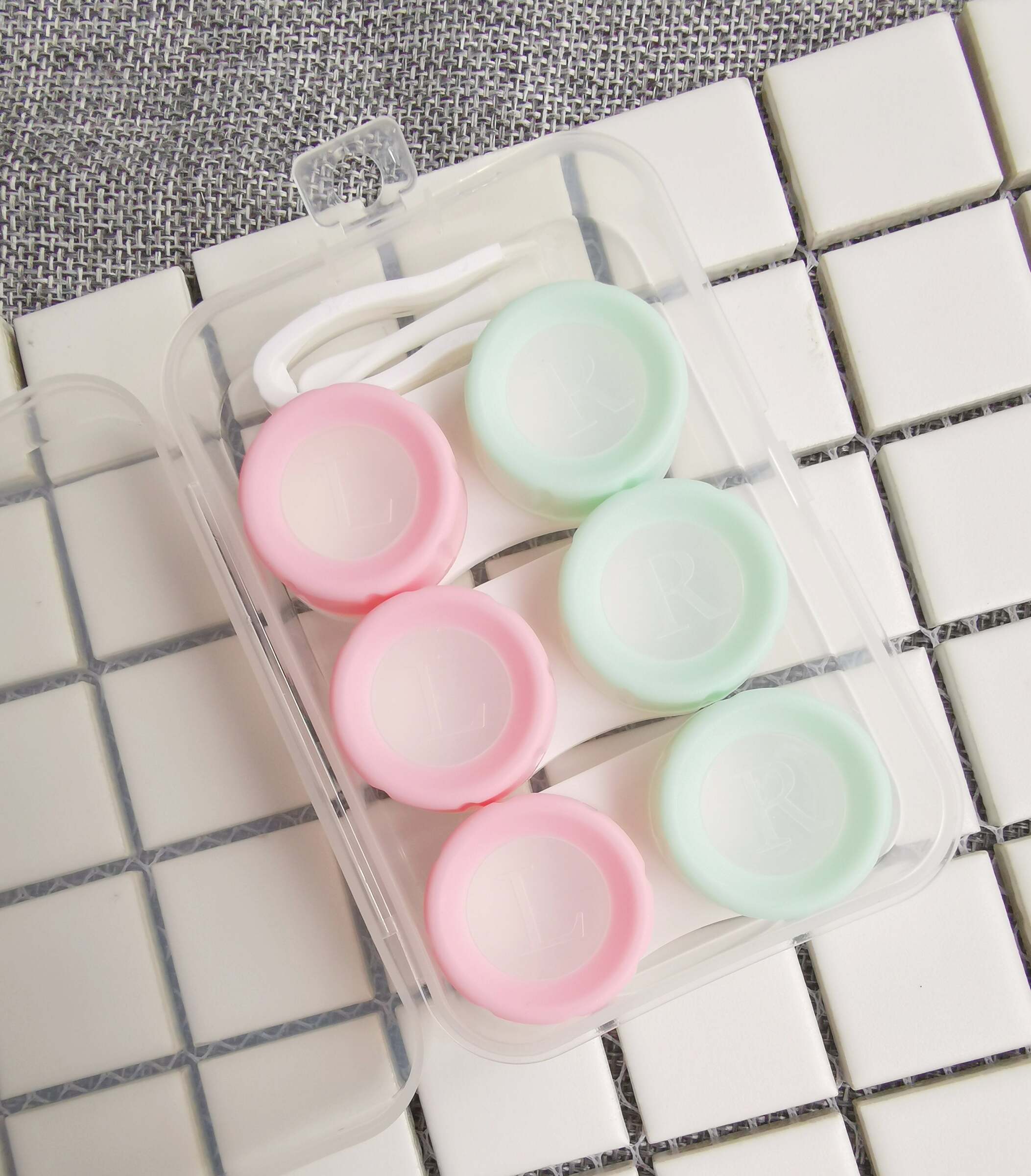 kazzue-color-contacts-3-in-1-pastel-travel-kit-case-2