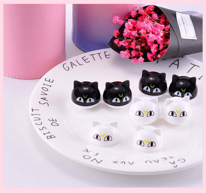 kazzue-color-contacts-3d-luna-artemis-travel-kit-case