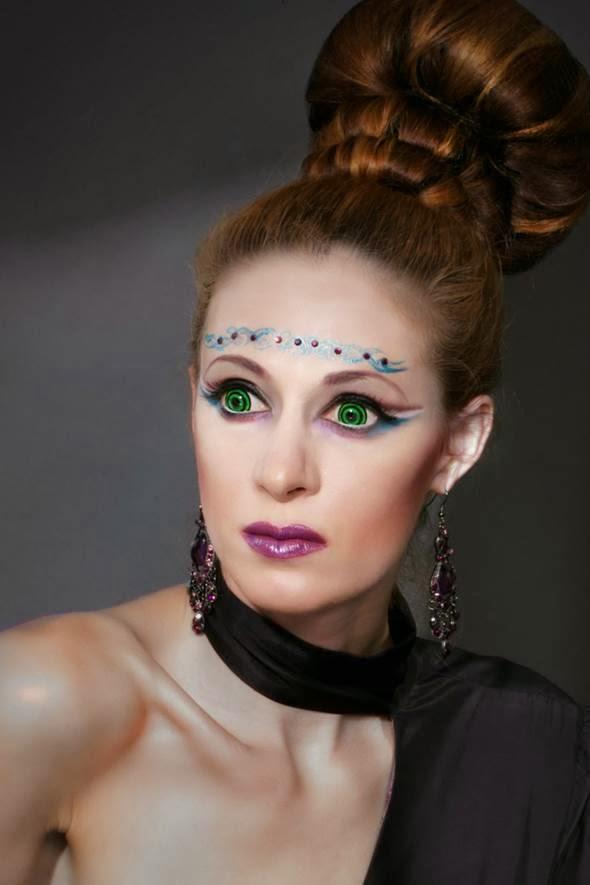 kazzue-color-contacts-green-goblin-17mm-3