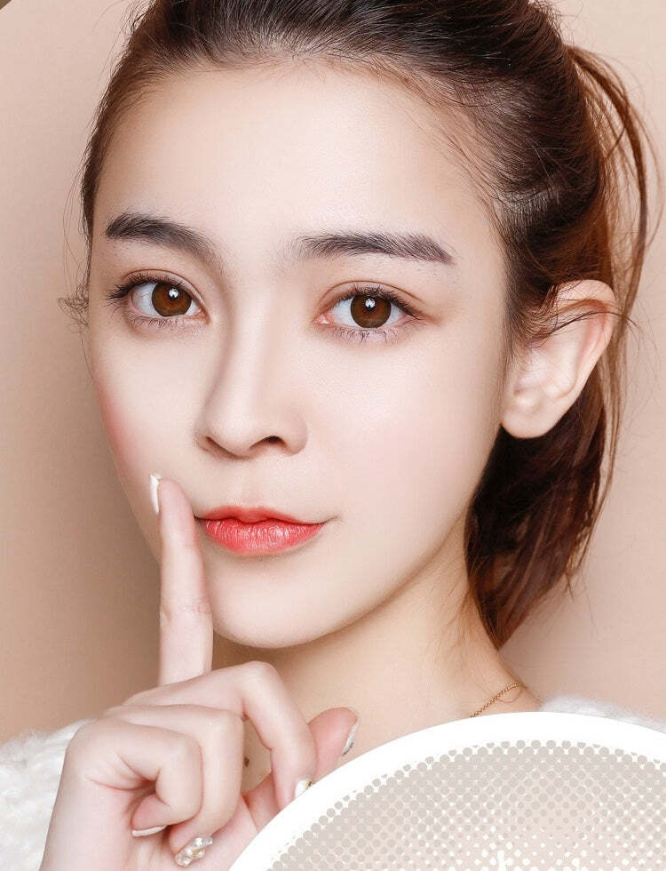 kazzue-color-contacts-toric-legato-brown-3
