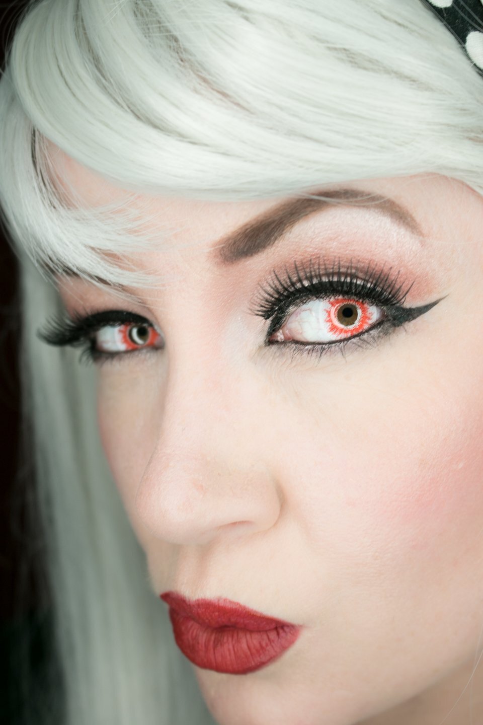 kazzue-color-contacts-walking-dead-3