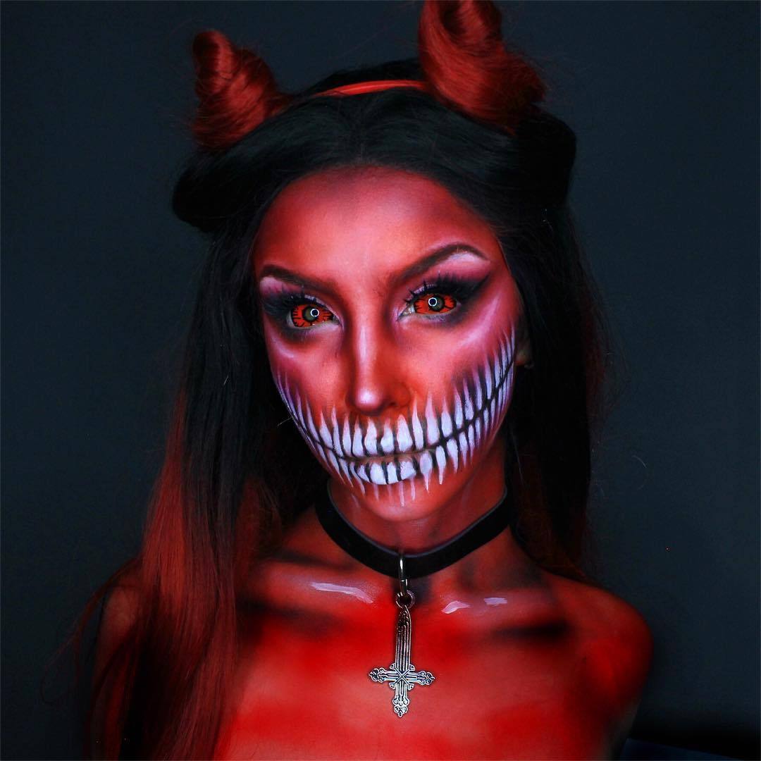 kazzue-color-contacts-sclera-devil-22mm-3