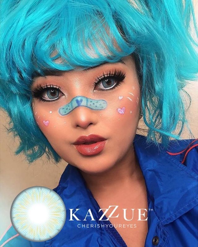 kazzue-color-contacts-fantasy-blue-3