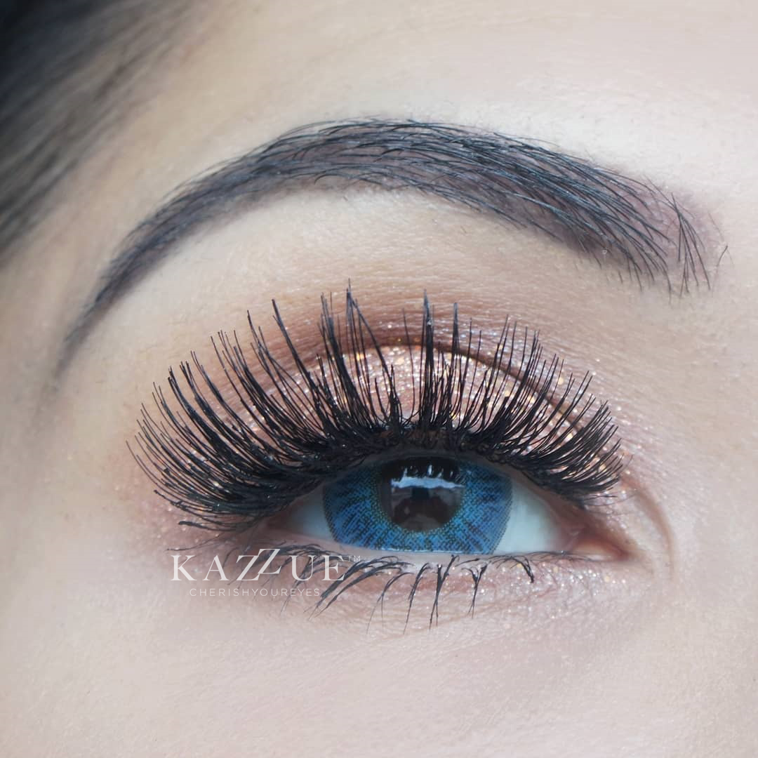 kazzue-color-contacts-heavenly-cupcake-blue-2