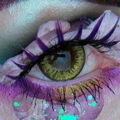 kazzue-color-contacts-premier-yellow-2
