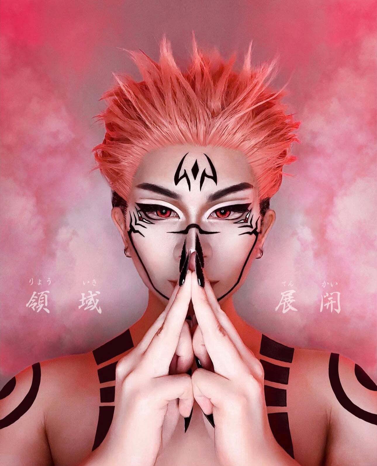 vivid_brilliant_red_color_cosplay_contacts_close_up_lenses_cosplayer_4