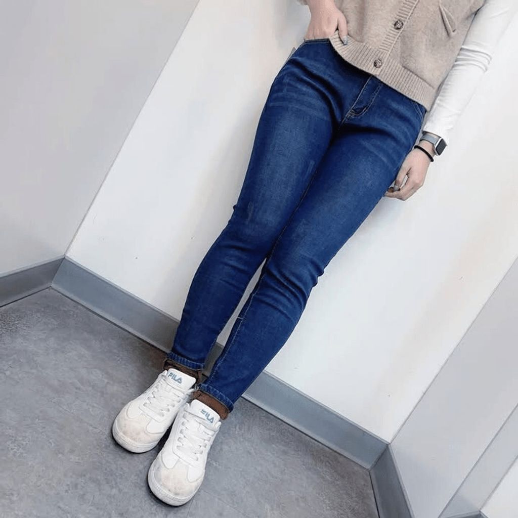 tw-11134275-820lg-mk22cn1xzcp17b