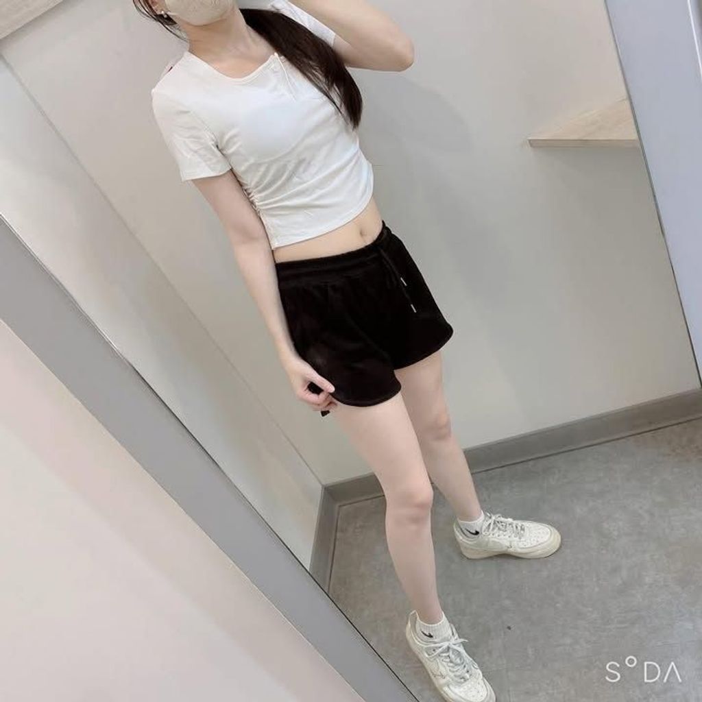 sg-11134275-824ig-mpw3szjdlrls76