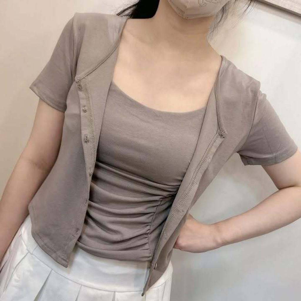 tw-11134207-820lh-moqo3grp7cht86