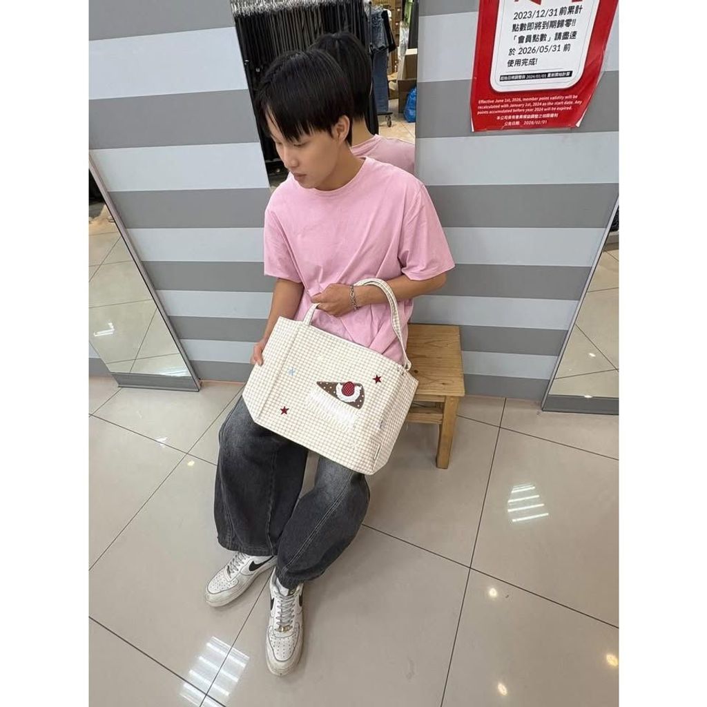 sg-11134275-8258c-mqh0722fogenf2