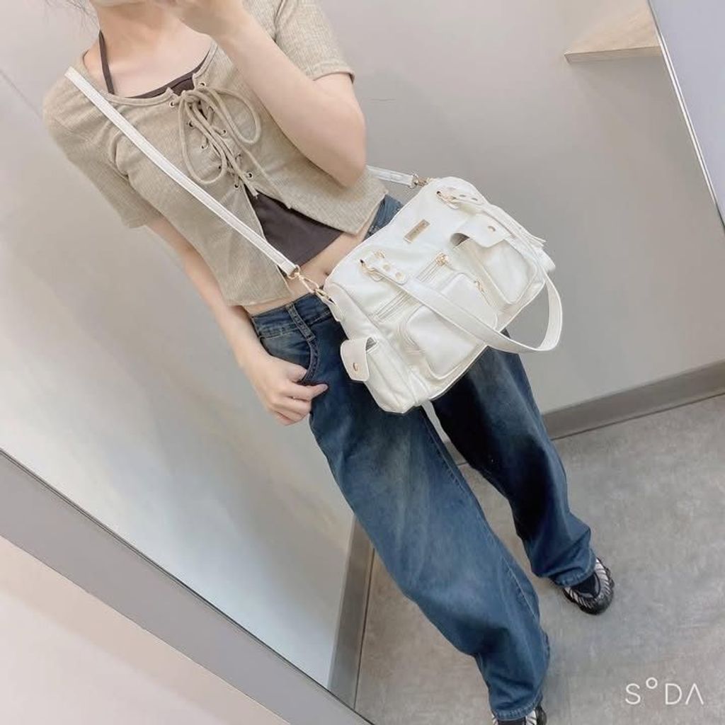 tw-11134275-820le-mmyiuwsa4ljc84