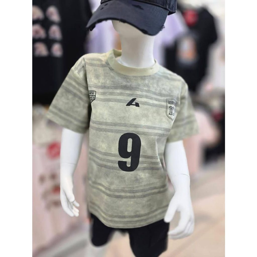 tw-11134275-820lc-mmyk9iy89khsbe